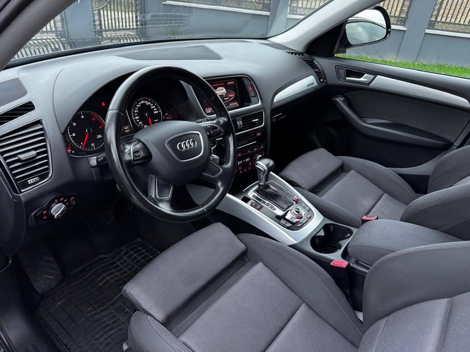 Audi Q5 Facelift 2.0 TDI 177 CP Quattro S-Tronic – foto 11